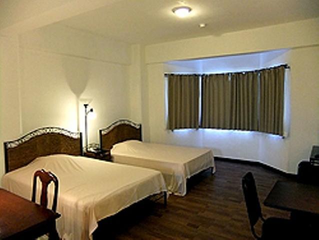 Himawari Hotel Гарапан Номер фото